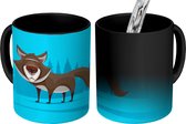 Magische Mok - Foto op Warmte Mok - Wolf - Bomen - Blauw - 350 ML