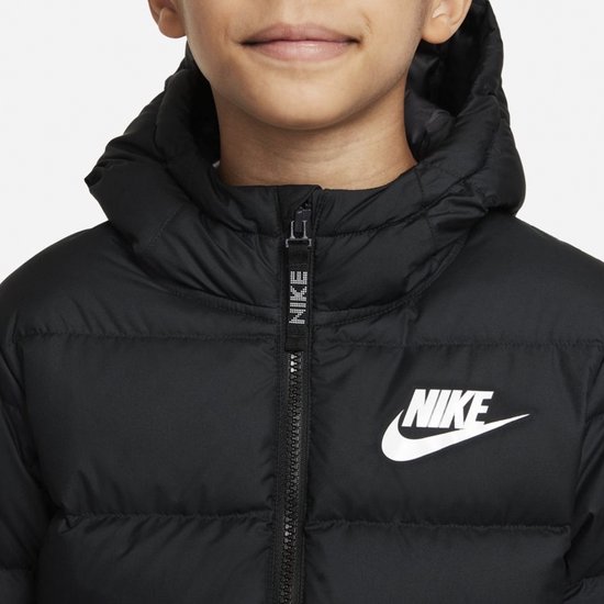 Moderniseren inkomen Doe voorzichtig Nike Sportswear Therma-FIT Kids Jas - Maat 128/140 | bol.com