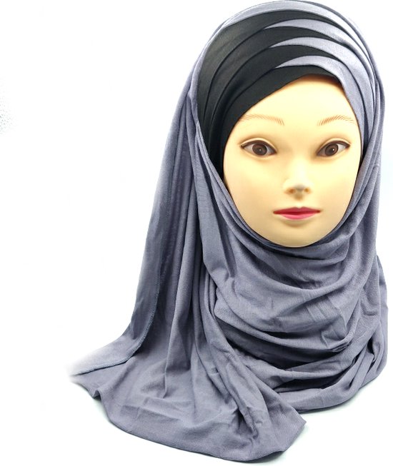 Elagante grijze hoofddoek, Mooie hijab.