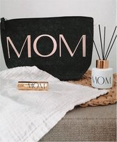 GESchenkset MOM, Make-up tasje, geurstokjes en lippenstift en sweater