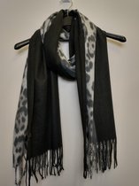 Lange warme dames sjaal Ayana panterprint zwart grijs