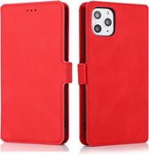 iPhone 13 Bookcase hoesje - Magneetsluiting Pasjeshouder Kunstleer Flipcase Hoesje - Apple iPhone 13 - Rood