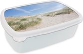 Broodtrommel Wit - Lunchbox - Brooddoos - Strand - Duin - Gras - 18x12x6 cm - Volwassenen