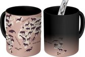 Magische Mok - Foto op Warmte Mok - Wereldkaart - Dier - Roze - 350 ML