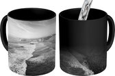 Magische Mok - Foto op Warmte Mok - Panorama van de Algarve - zwart wit - 350 ML