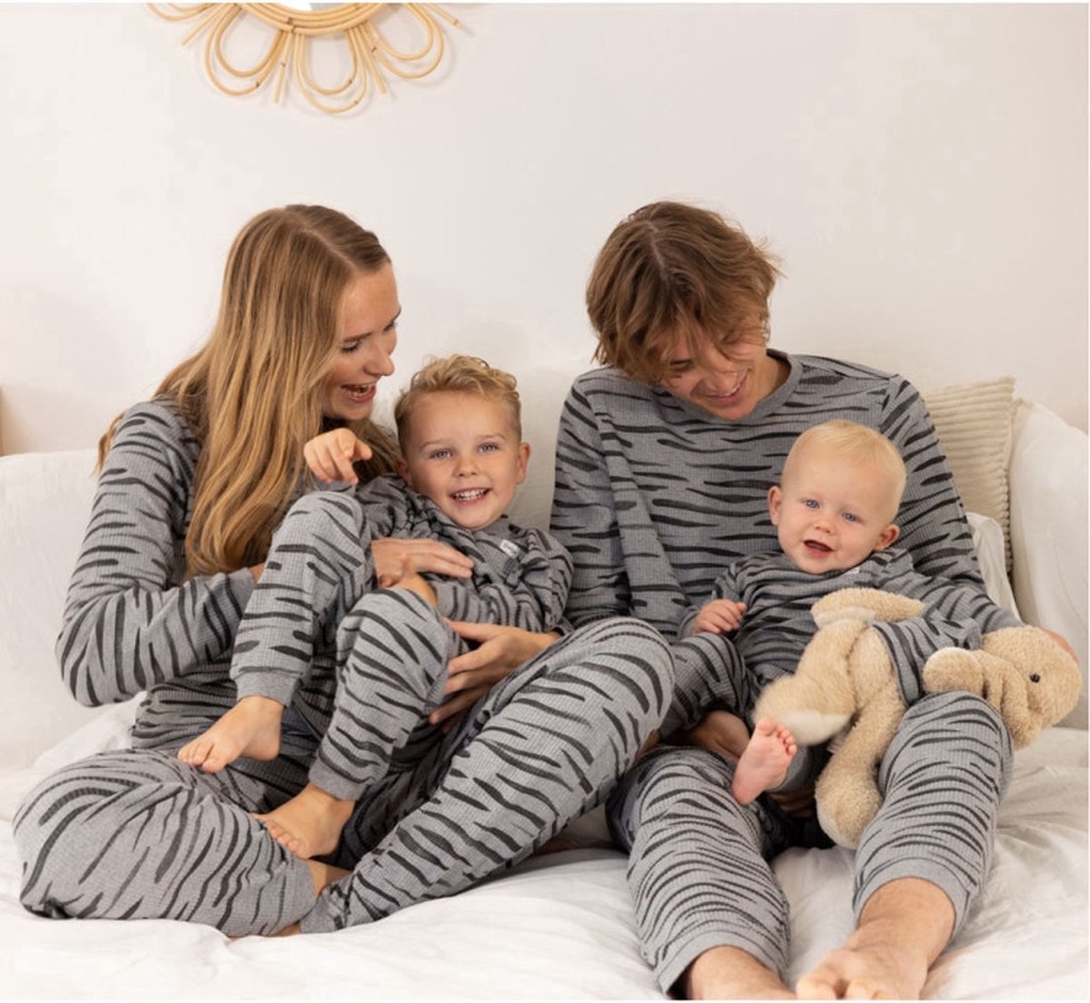 Feetje Wafel Pyjama Grijs Melange Family Edition MT. 80 | bol.com