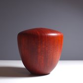 Bosurn model Sedum - Houten middelgrote urn - Padoek