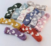 Fluffy Sokken Dames - 3 paar - huissokken - dikke sokken - paars / zalm / grijs / random - print hart / hartjes - Maat 36-40