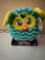 Furby boom knuffel groen/blauwe strepen