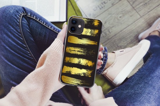 Coque iPhone 12 mini - Rayures dorées sur fond noir - Siliconen