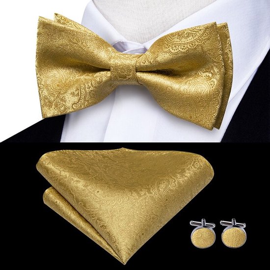 Gouden vlinderdas, pochet en manchetknopen met paisley-patroon.