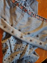 Blauw/grijs met sterren en rondjes sjaal