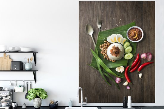 Stickers Stickers muraux - Vue de dessus de la nourriture nasi lemak de la cuisine malaisienne - 120x160 cm - Feuille adhésive XXL