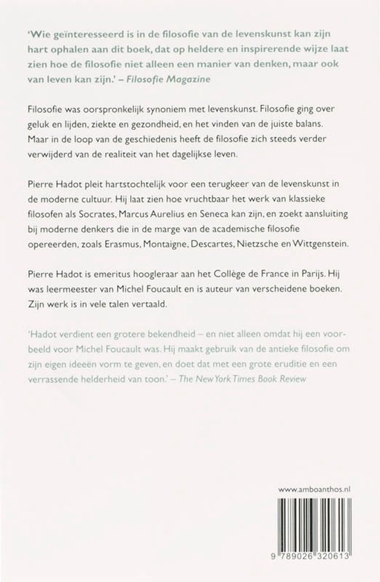 Achterpagina van het boek 'Filosofie als een manier van leven' met tekst en barcode.