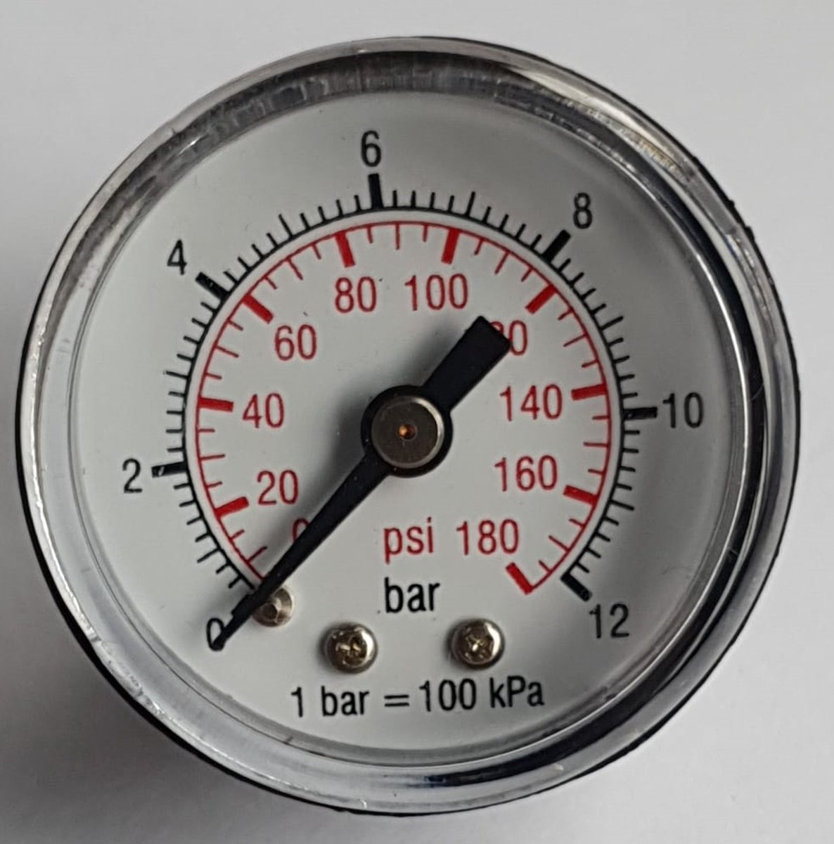 K&W Manometer 50 mm diameter 0-12 bar met 1/4" achter aansluiting geschikt voor luchtdruk