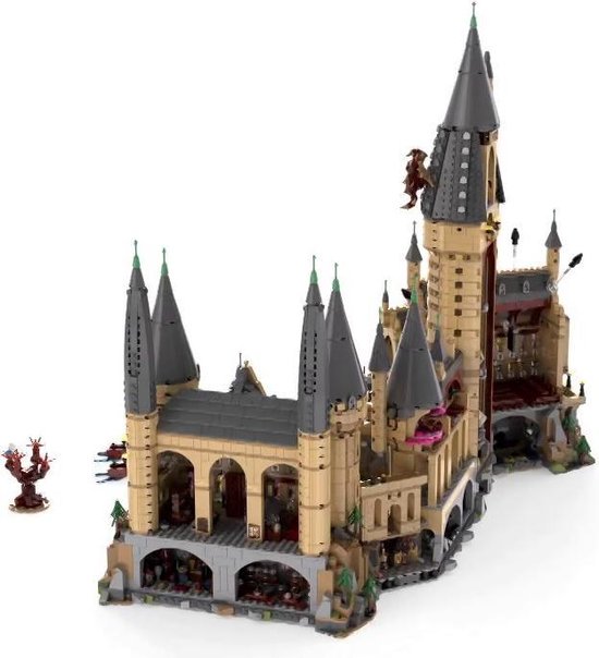 Typisch kamp rots LEGO Harry Potter Kasteel Zweinstein - 71043 | bol.com