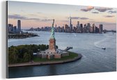 Wanddecoratie Metaal - Aluminium Schilderij Industrieel - New York - Vrijheidsbeeld - Skyline - 40x20 cm - Dibond - Foto op aluminium - Industriële muurdecoratie - Voor de woonkamer/slaapkamer