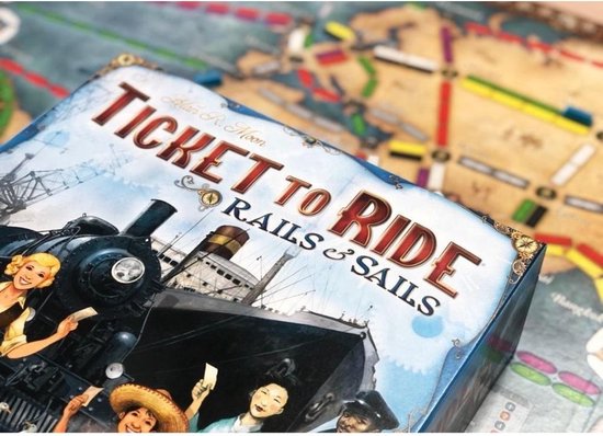 Thumbnail van een extra afbeelding van het spel Spellenbundel - Ticket to Ride - 3 Stuks - Basisspellen - Europa & USA & Rails and Sails