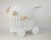 Rieten poppenwagen Wit + pompons ecru