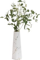 QUVIO Vaas voor droogbloemen - Vaasje - Vazen - Vaas keramiek - Landelijke bloemenvaas - Woonaccessoire voor bloemen en boeketten - Decoratieve accessoires - L -  11 x 11 x 29 cm (lxbxh) - Wit
