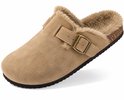 Khaki gevoerde clog met metalen gesp en een kurk-stijl detail bij de hak.