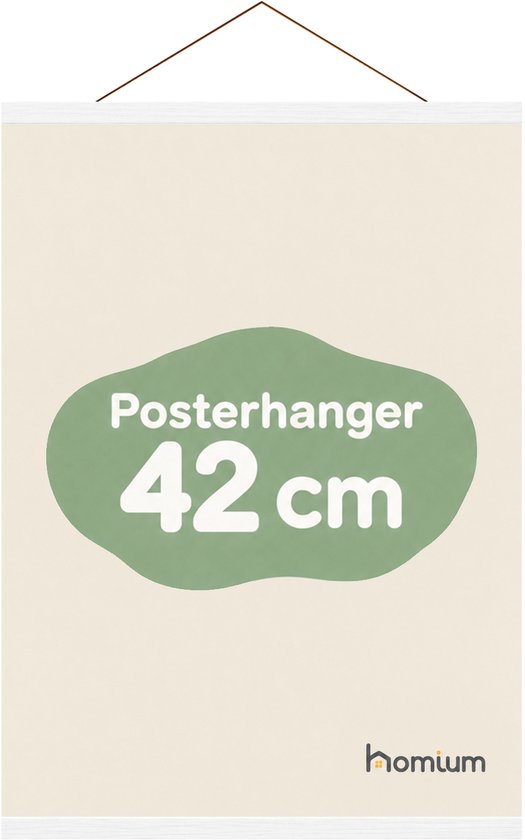 Witte houten posterhanger van 42 cm met bruin koord op een crèmekleurige achtergrond.