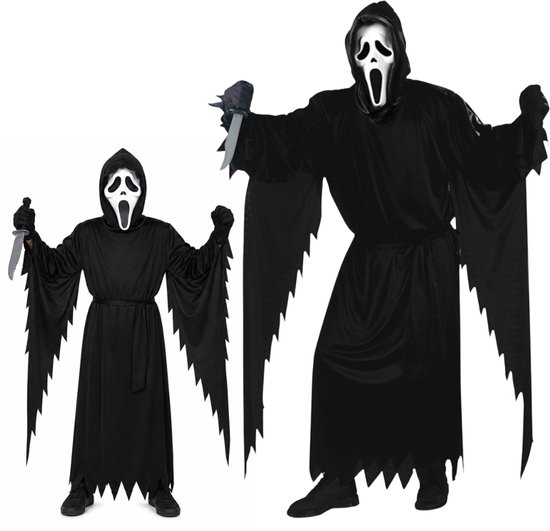 Twee verklede personen in een zwart gewaad met puntige zomen en een wit spookmasker. De linkerpersoon is kleiner.