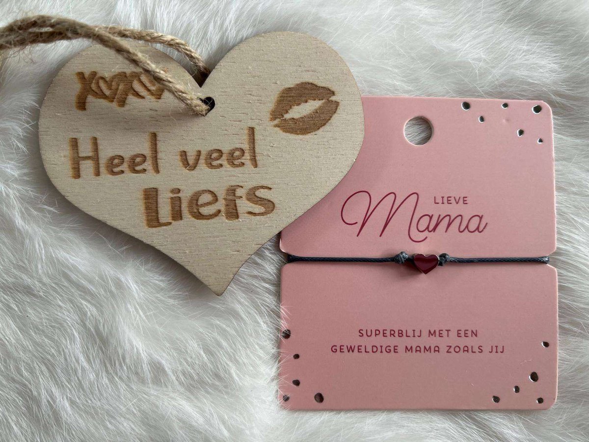 Creaties van hier – Hart Armband Dubbel - zilver – 8x9 – verstelbaar - Mama - met houten hartje