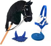Hobby Horse Land- Hobbyhorse Black Star A3 Fries met Hoofdstel, Halster & Blauwe Vliegenkap