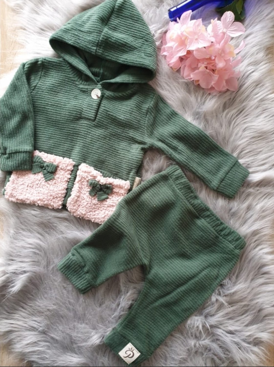 2-Delige Rib gebreide Baby set - Hodde Trui & Broek - Donkergroen met Roze Details - baby set - baby kleding - 68cm