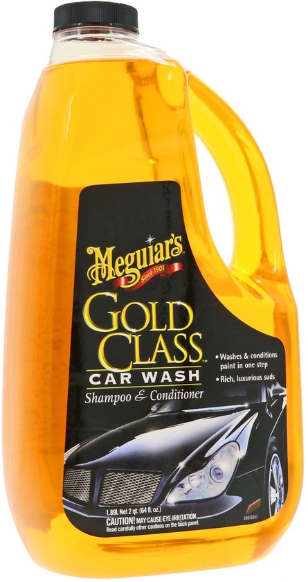 Shampoing et après-shampoing auto Meguiar's Gold Class dans un flacon orange transparent de 1,89 litre avec étiquette noire.