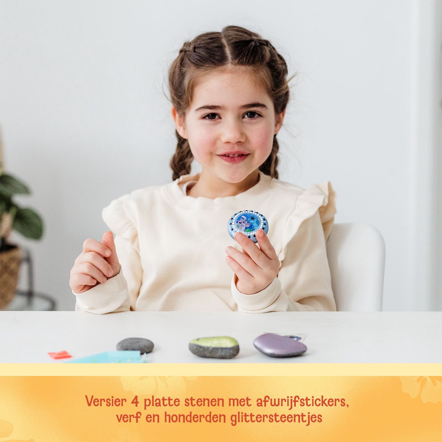 Disney Stitch 2-in-1 Knutselkoffer - Sieraden maken met krimpfolie - 4 stenen versieren - 8 kleuren steentjes - Speelgoed Kinderen - Knutselen - Voor meisjes en jongens - Vanaf 4 jaar - Totum — afbeelding 5