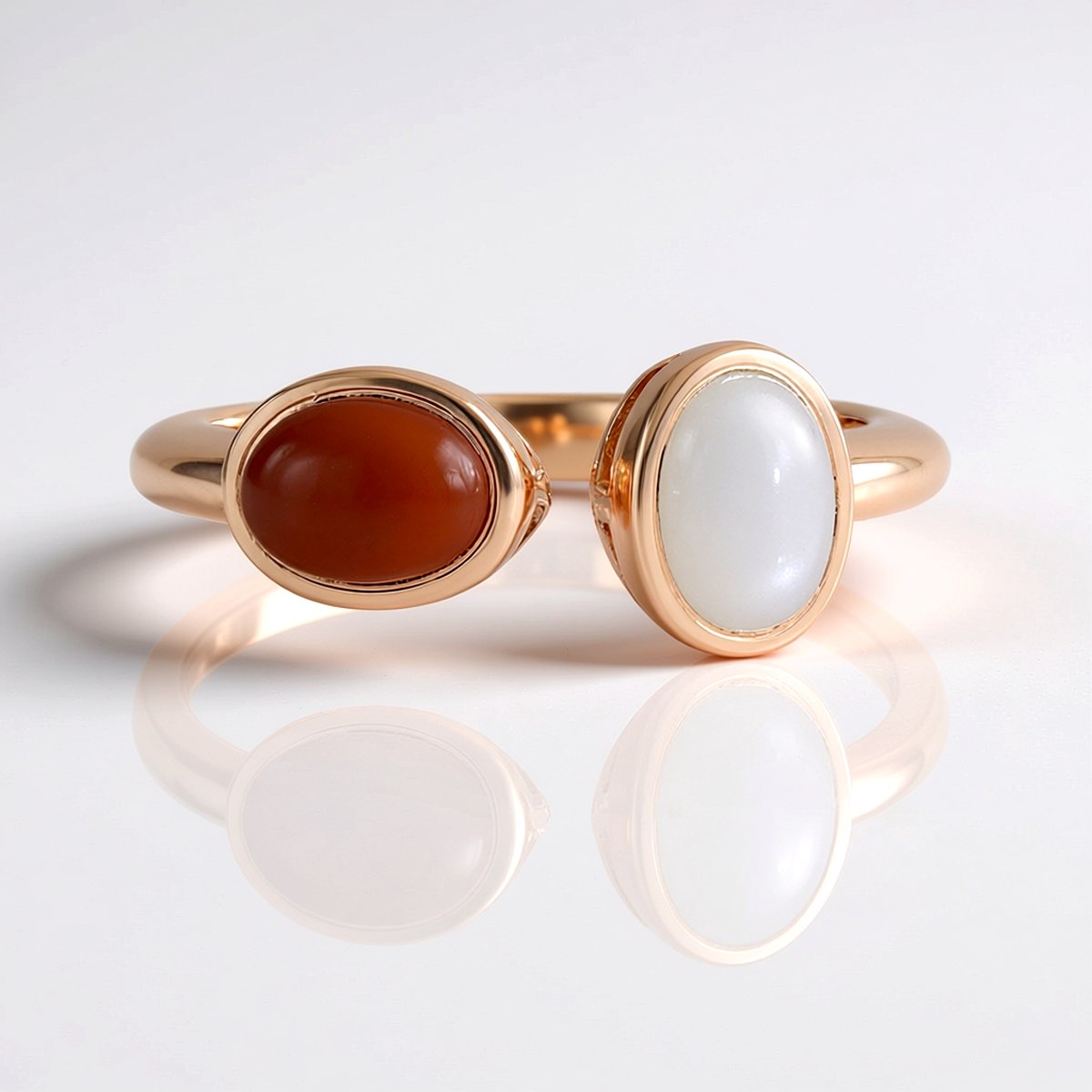 Cavill - Maansteen Ring 925 Sterling Zilver - Roségoud Vermeil - Ovale Witte & Chocolade Cabochon - Elegant Asymmetrisch Design