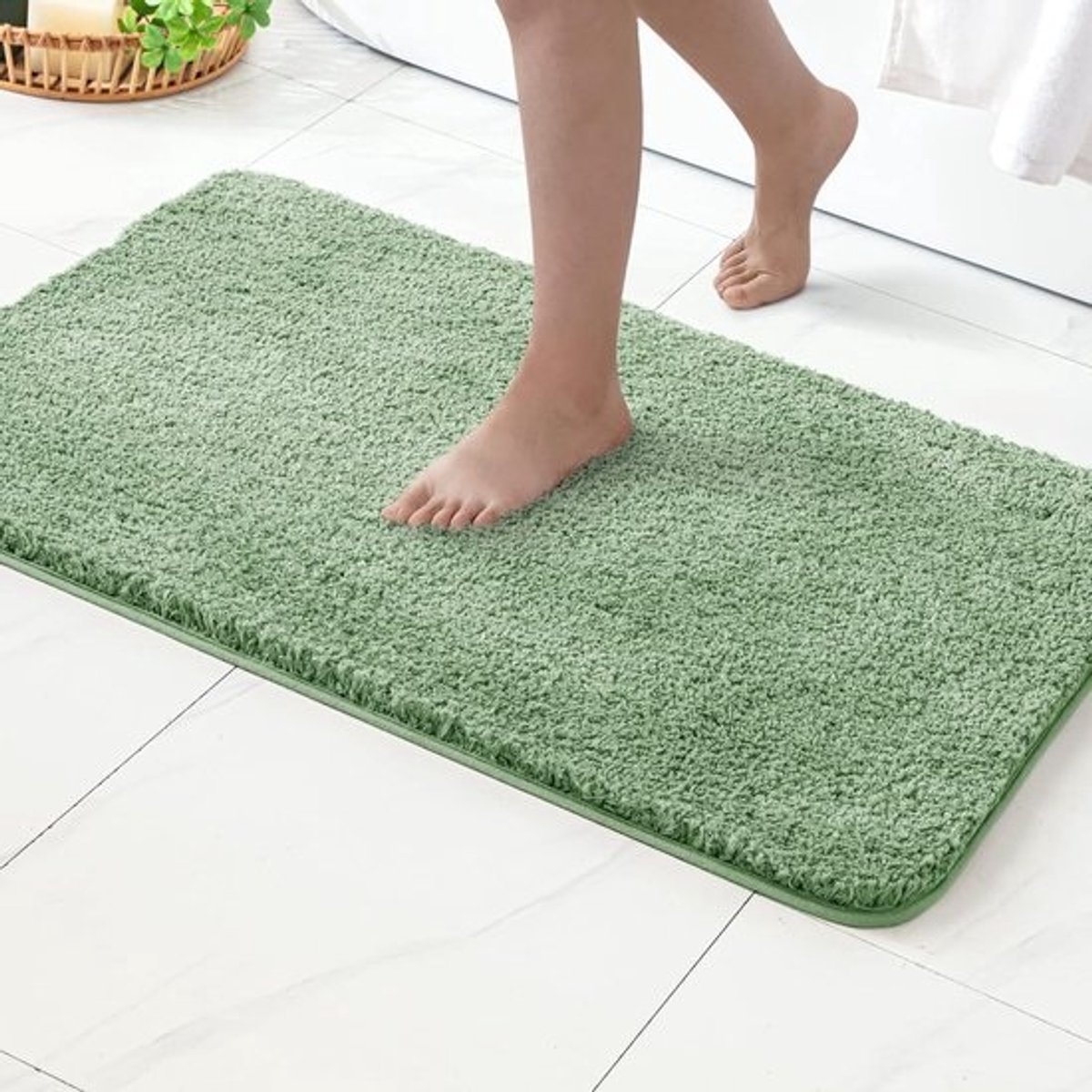 Zachte antislip badmat 50 x 80 cm diepgroen - wollig en comfortabel