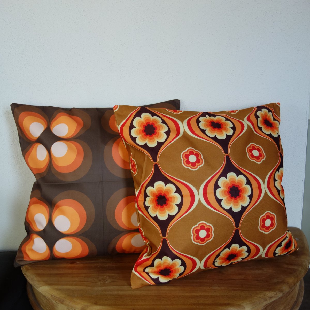 Kussenhoezen - Retro Groovy kussenhoes set van 2 - Formaat 45 x 45 cm - Exclusief binnenkussen