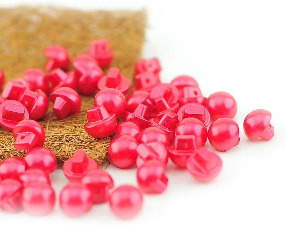 Knopen Ronde Koepelvormige Naaiende Parel 50pk Rood