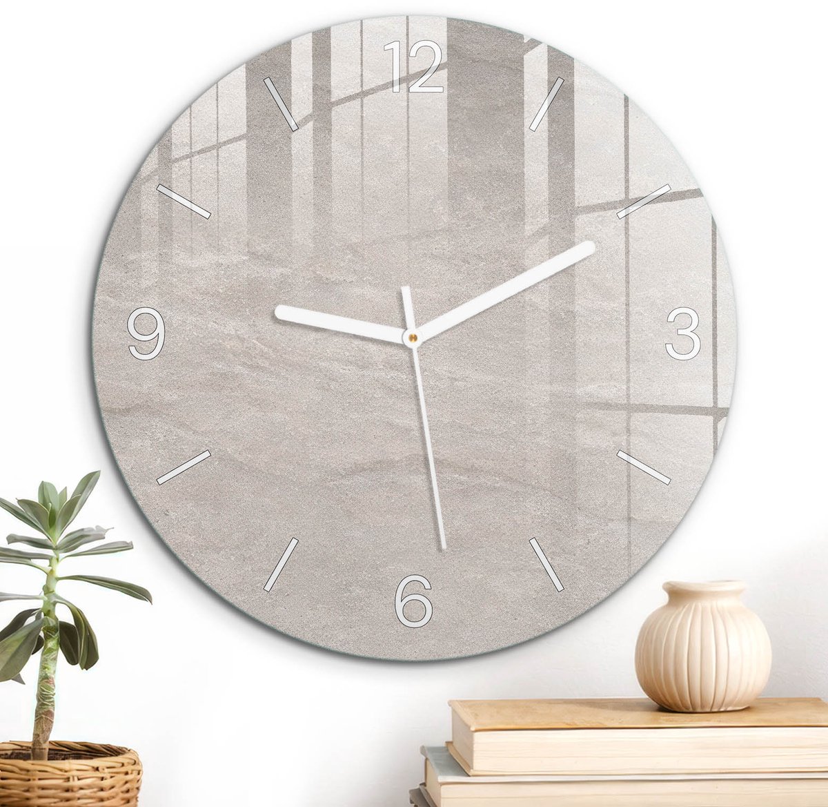 ArtPrintCave Beige Glazen Klok - Wandklok 30 cm - Muurklok Rond - Delicaat Patroon Wandklok Keuken - Achtergronden En Patronen Unieke Klok - Witte Klokwijzers