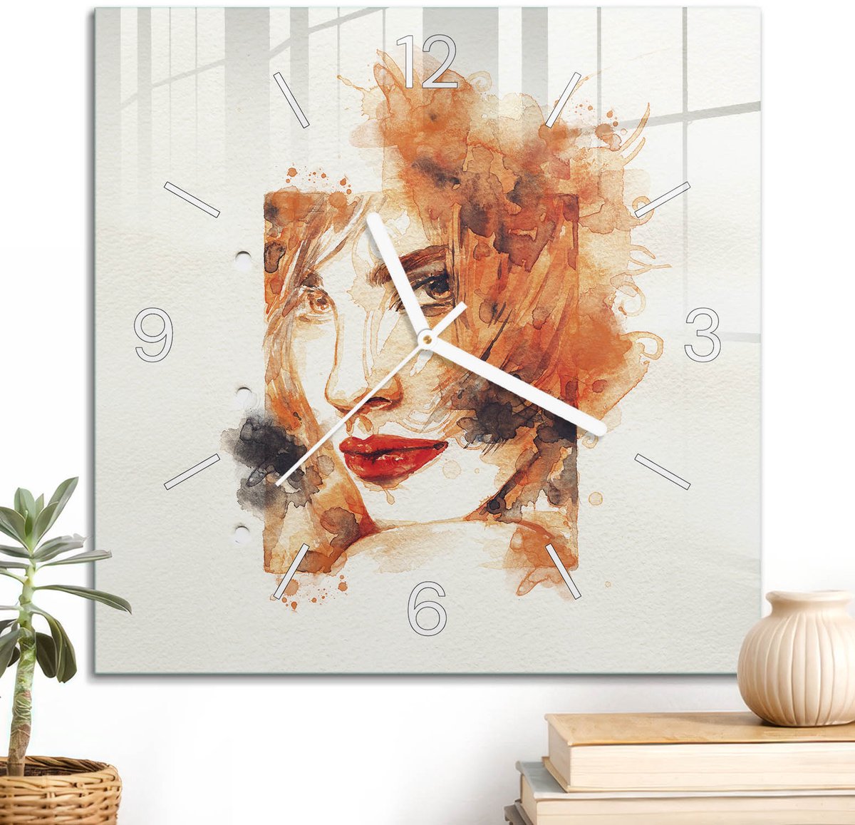 ArtPrintCave Oranje Glazen Klok - 30x30 cm - Wandklok Vierkant - Portret Van Een Vrouw Wandklok Keuken - Abstractie Unieke Klok - Witte Klokwijzers
