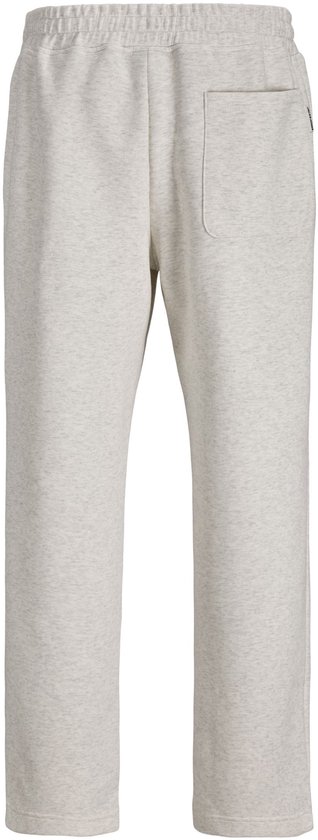 Achterkant van lichtgrijze joggingbroek met een zak en klein Jack & Jones-label.