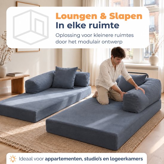 Modulaire blauwe corduroy slaapbank in een lichte woonkamer. Ideaal voor kleinere ruimtes.