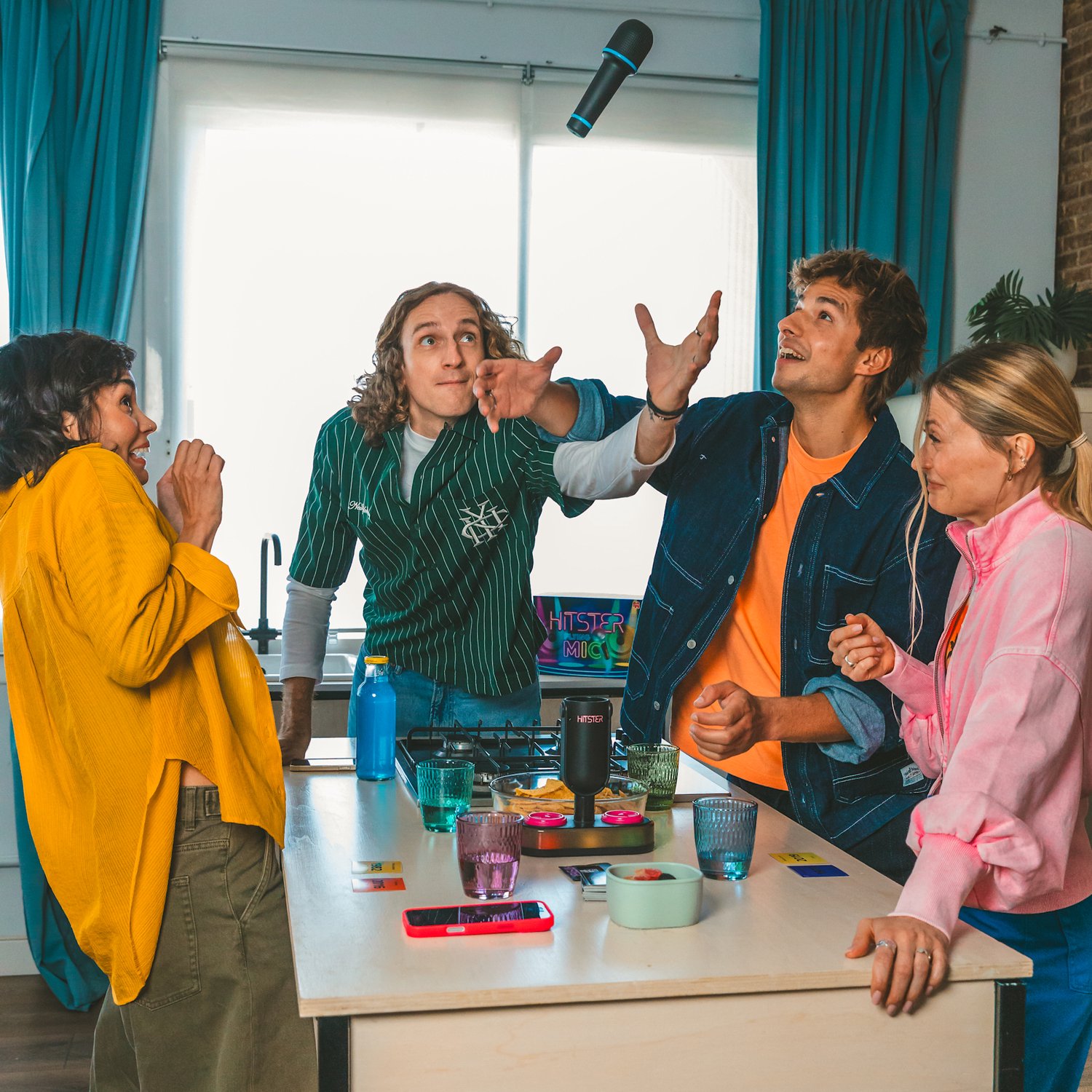 Jumbo Hitster Flying Mic – Nederlandstalig Muziekspel – Partyspel met Microfoon – Actiespel — afbeelding 6