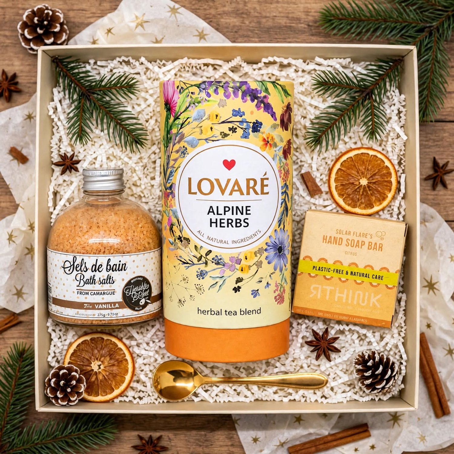 Luxe Wellness Cadeauset – Lovaré Alpine Herbs Thee, Vanille Badzout, Citrus Shampoo Bar & Gouden Theelepel – Verwenpakket voor Haar, Vrouw & Theeliefhebber