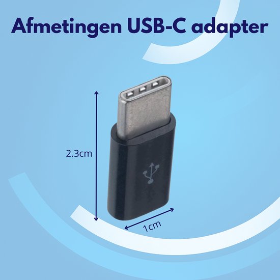 Zwarte USB-C adapter van 2,3cm lang en 1cm breed, met USB-logo op de behuizing.