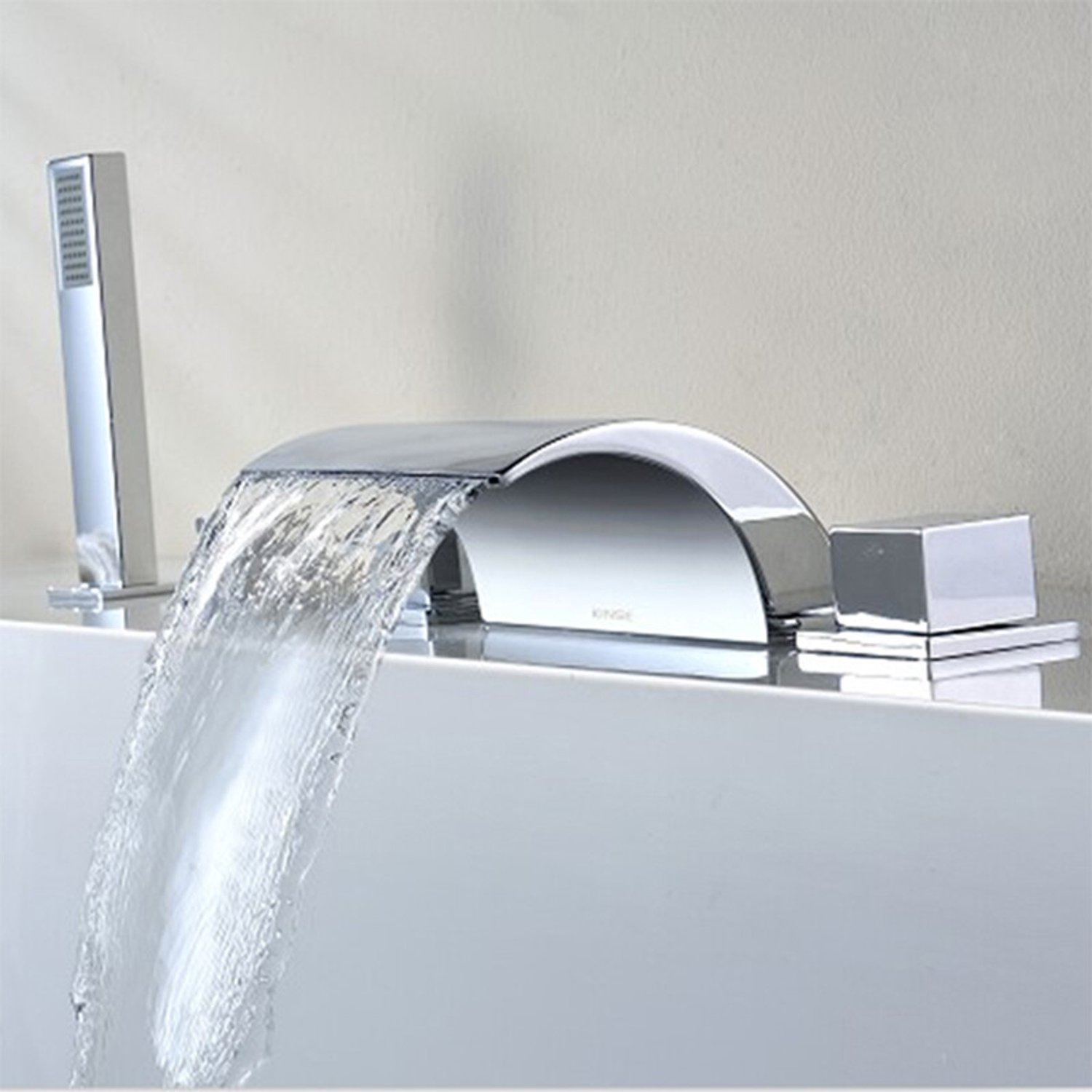 Watervalkraan Zilver - Brede Uitloop - Metaal - Dekgemonteerd - Keuken En Badkamer Kraan