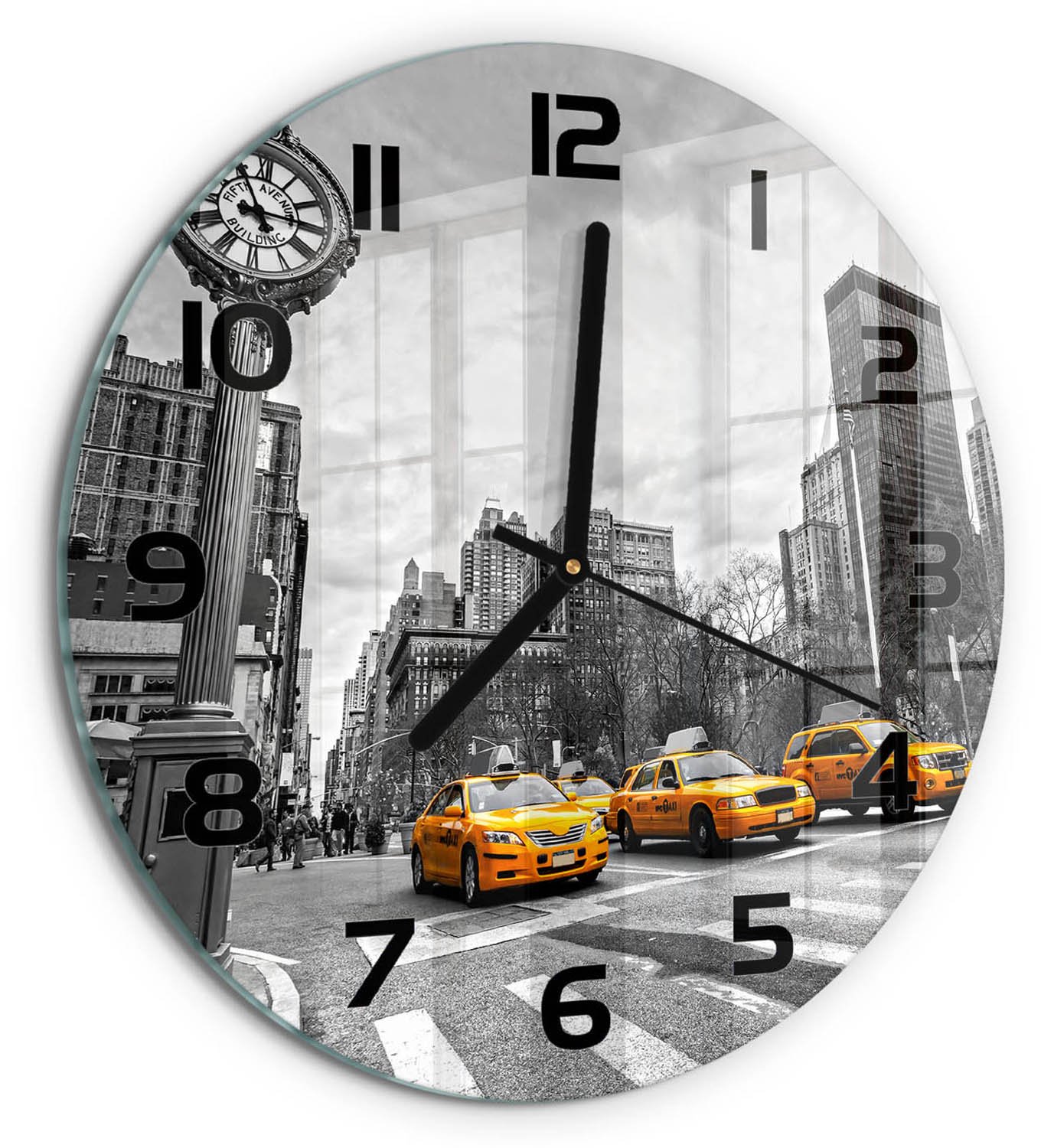 TULUP Wandklok - New Yorkse taxi's Gekleurde Glazen Klok - fi30 cm - Geel Glazen Klok Met Print - Zwarte handen - Ronde Klok - Moderne Wandklok Glas - Wandklok Glas Decoratie