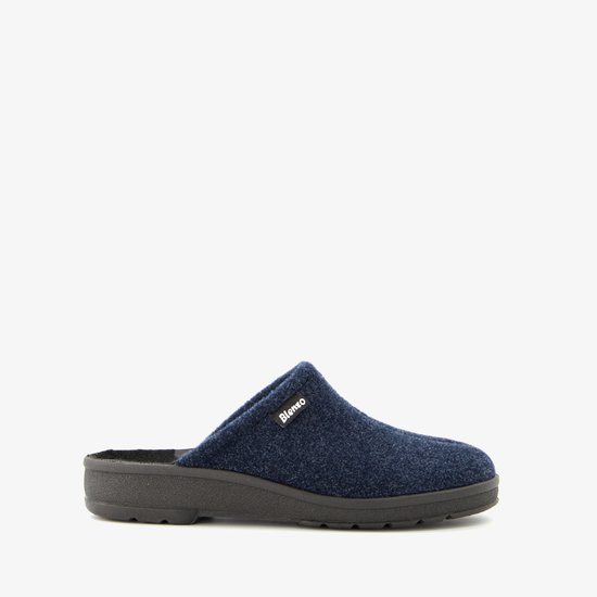 Donkerblauwe Blenzo pantoffel met logo, gezien vanaf de zijkant.