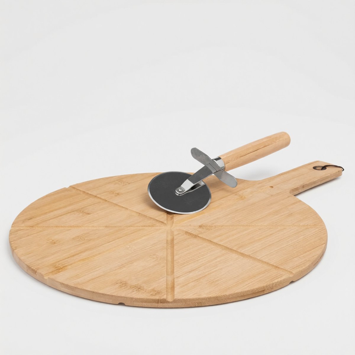 ZOQENX Houten Pizzasnijplank met Pizzasnijder, Ronde Snijplank met Steel en Wieldmes, 50 x 37 cm