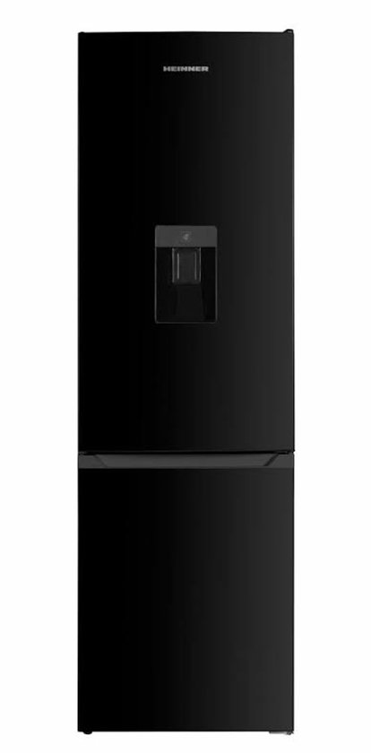 Zwarte Heinner koel-vriescombinatie met waterdispenser aan de voorzijde.
