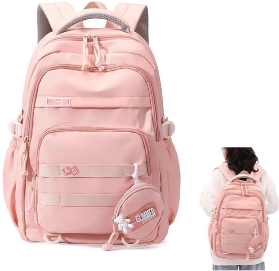 Sac à dos rose avec plusieurs compartiments, fermetures éclair et une petite pochette ronde avec "GLIMMER". Une fille porte un sac similaire en arrière-plan.