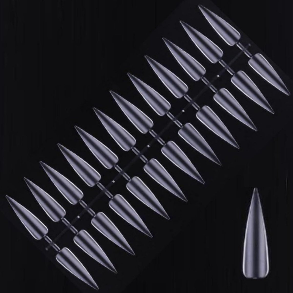 - 240 stuks - Oefen nageltips - Oefen tips - Nail art tips - Practice nails - Oefentips - Nageltips - Nageldisplay - Nagels voor tiphouder (Transparant, 4,5 x 1,2)